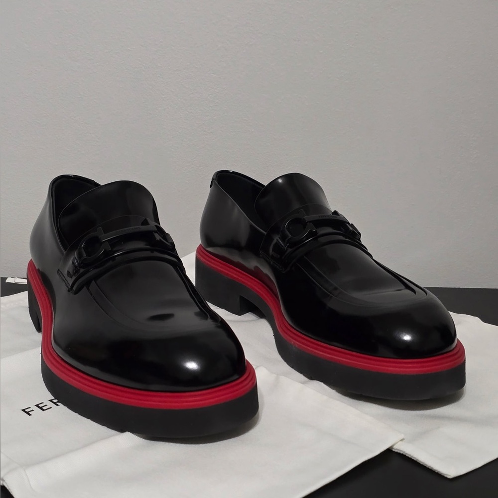 Salvatore Feragamo Men's Black Leather Loafers with Red Trim